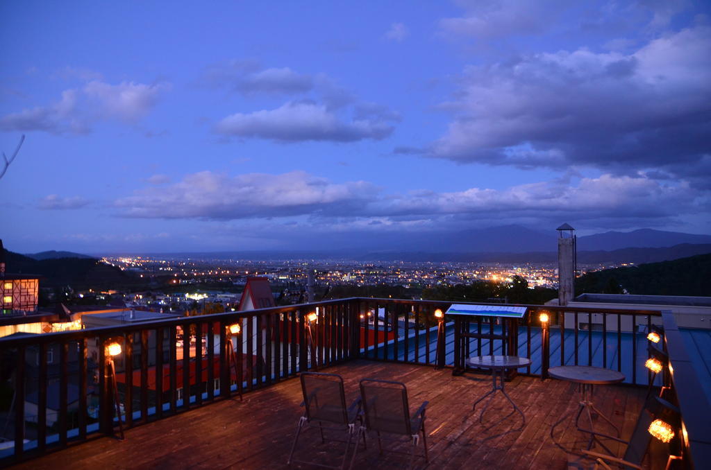 Hotel Naturwald Nakafurano Extérieur photo